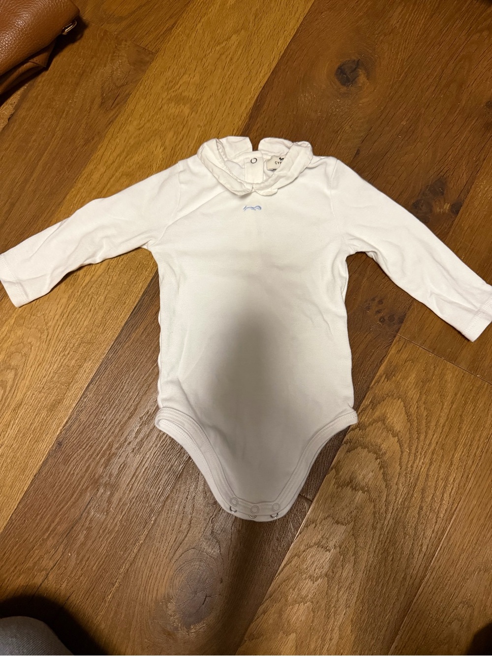 Cyrillus white Long-Sleeve Baby One-Piece with Ruffle Collar
